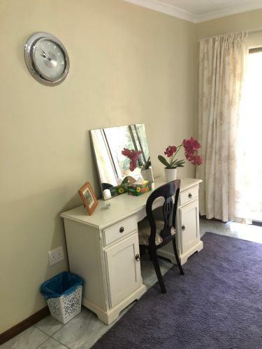 Apartamento Cozy One Bedroom Garden Cottage