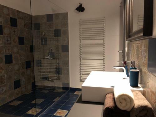 Hostal D�le - Jen Tak Si ?�t ...