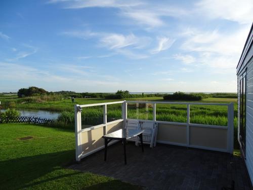 Stacaravanverhuur Kroon Chalet Yy4