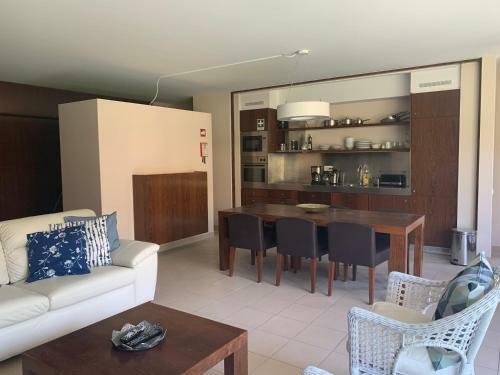Apartamento Salgados Vila Das Lagoas