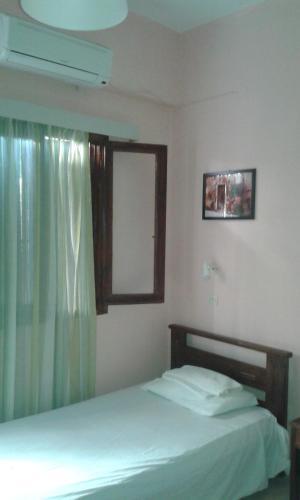Hostal ?mmos Rooms