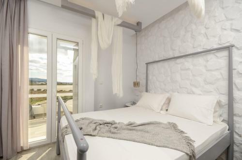 Wave Whisper Villa