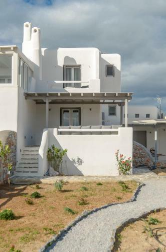 Wave Whisper Villa