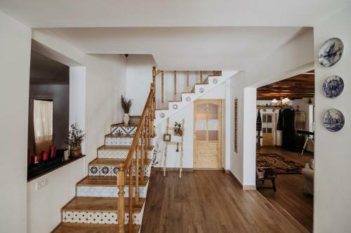 Hostal Casa De Sub Munte