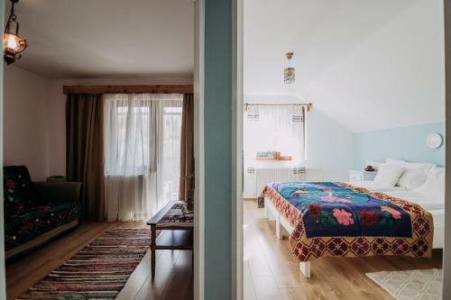 Hostal Casa De Sub Munte