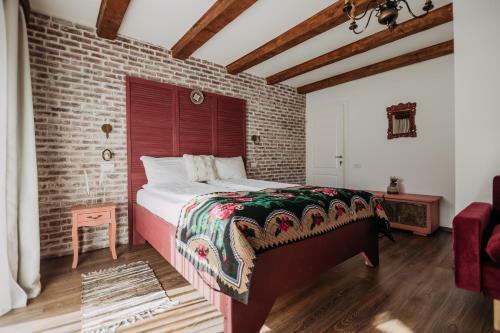 Hostal Casa De Sub Munte
