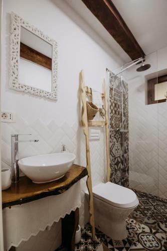 Hostal Casa De Sub Munte