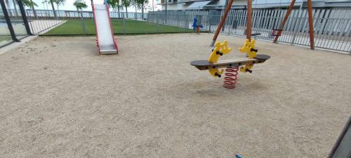Apartamento Primera L�nea de Mar Con Piscina En Cubelles