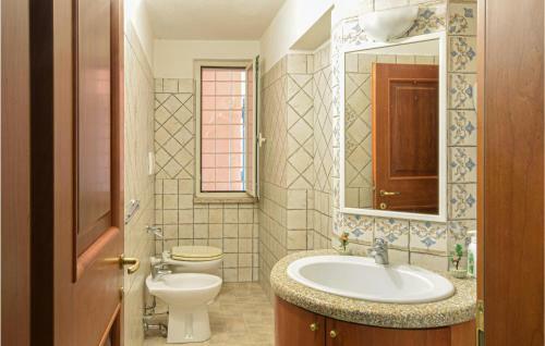 Stunning Apartment In La Ciaccia With 2 Bedrooms