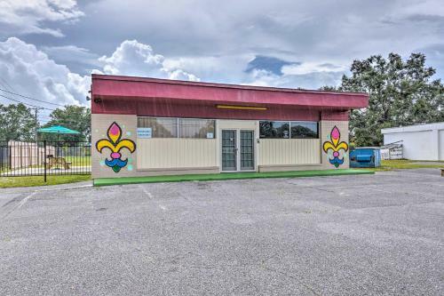 The Float Yard Pensacola Home With Pool Table