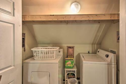 Coosawattee River Resort Home Mins From Blue Ridge