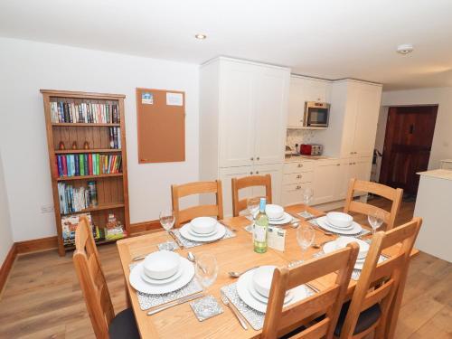 Fryston Cottage