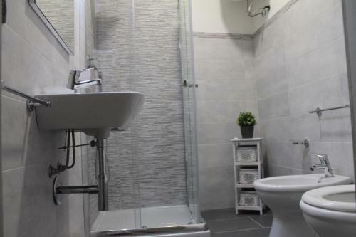 Hostal Crifea Rooms