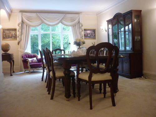 Bed & Breakfast Stonelands House
