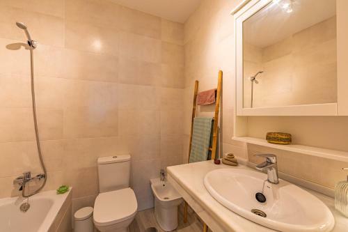 Apartamento Terraza, Vistas Y Piscina - Simplytarifa
