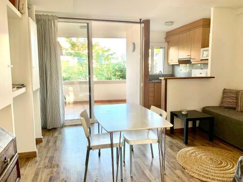 Pals - Mas Pinell Apartamento 2a Linea de Playa 2-4px Con Jard�n- B2