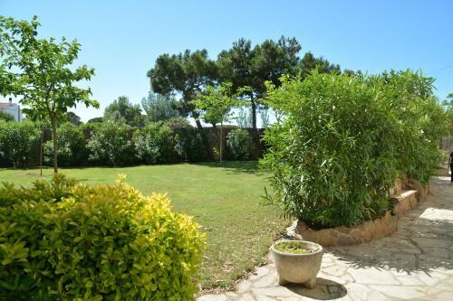 Pals - Mas Pinell Apartamento 2a Linea de Playa 2-4px Con Jard�n- B2