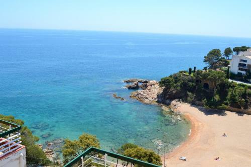 Apartamento Duplex En Cala Salions
