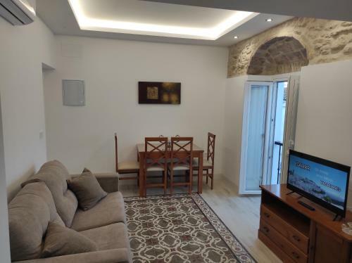 Isamar Apartamentos