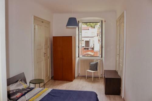 B&B Central
