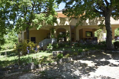 Bed & Breakfast Villa Almelia