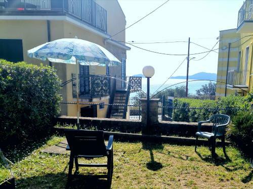 Byron's Apartments Tellaro