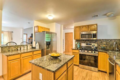 Poconos Home By Camelback Less Than 6 Mi To Mt Airy Casino