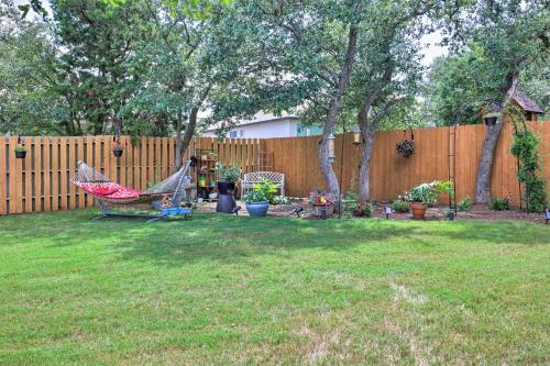 Upscale Austin Area Escape - Families Welcome
