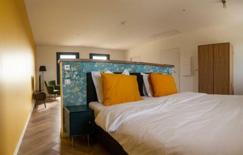 Vandenbeld Wines B&B