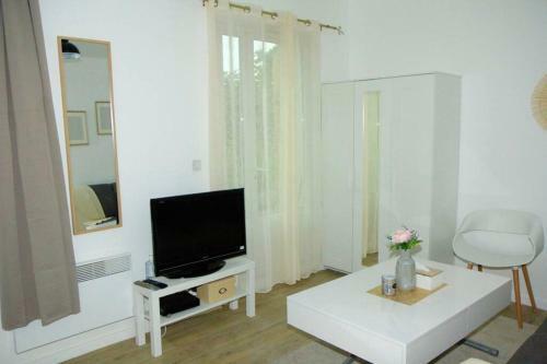 Apartamento Cosy Like Home ! Superbe Studio Et Terrasse � 8 Min de Paris !