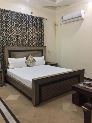 Hostal Royal Guest House