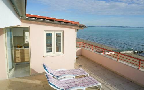 Sea View Apartments Eldo