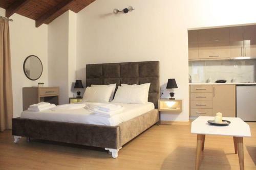 Lido Apartments