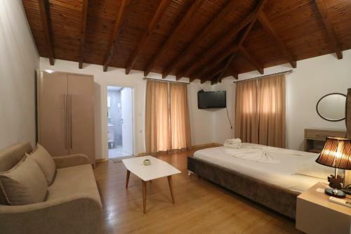 Lido Apartments