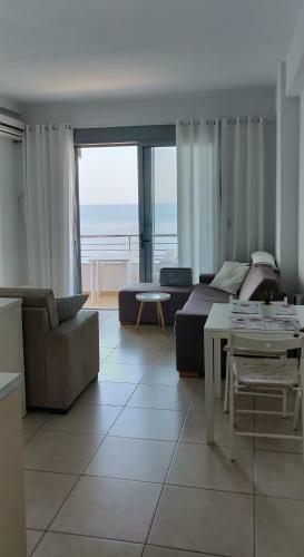 Seaside View Apartment