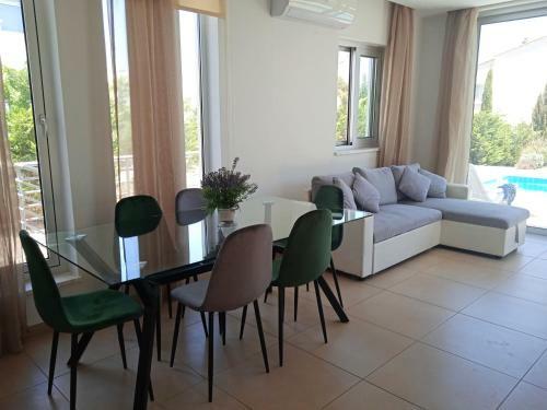 Mylos 3 Bedroom Villa With Private Pool