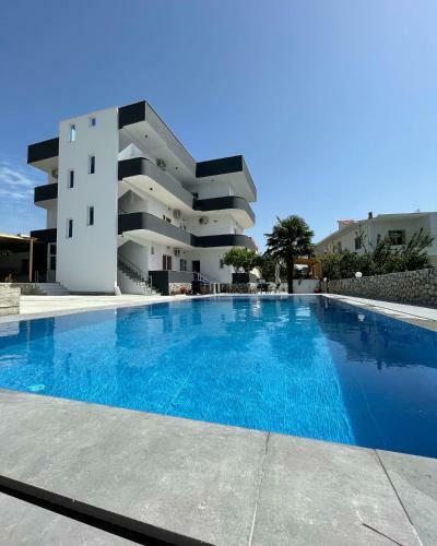 Apartamento Hotel Villa Ruci