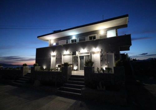 Apartamento Le Gjero Luxury Villa