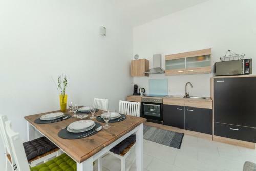 Apartments Vam