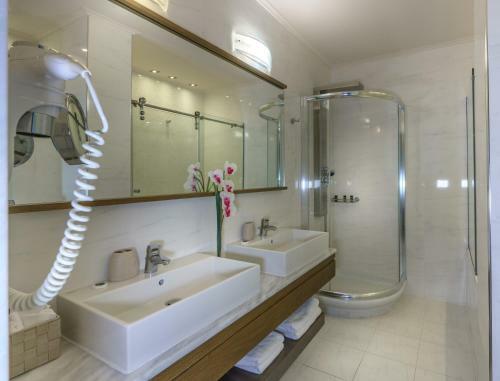 Cosmopolitan Hotel & Spa