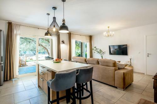 Apartamentos Holiday Home Olive Tree