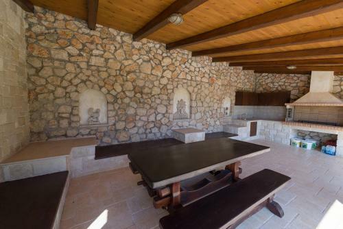 Villa Aspa's Verde Palazzo - Very Close To The Beach