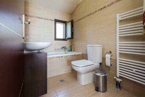 Villa Aspa's Verde Palazzo - Very Close To The Beach