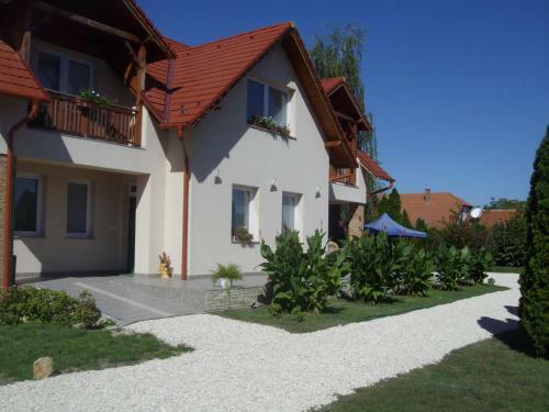 Hostal Somodi Vend�gh�z