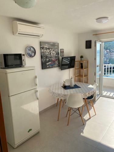 Apartmani Spaji? Duboka