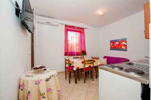 Apartments Ana