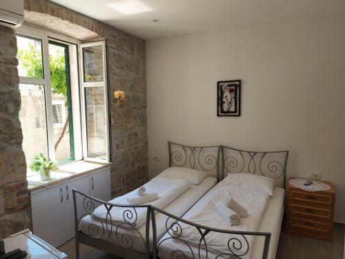 Hostal Deluxe Room Mery