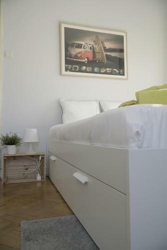 Albergue Espinho Surf House