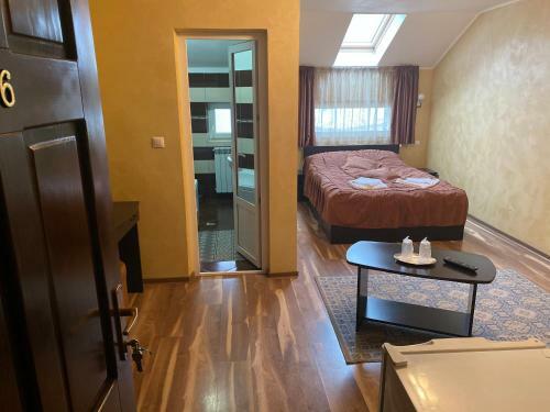 Hostal Pensiunea. Orient