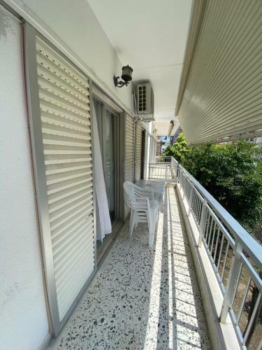 Maki Apartment